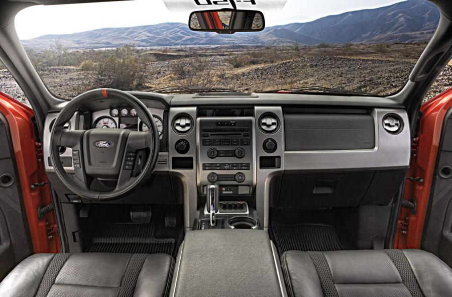  Ford F-150 SVT Raptor 2010 года  (фото 45 из 295)